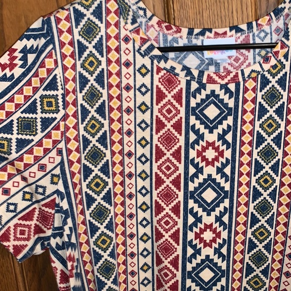 Lularoe Carly - Picture 2 of 2